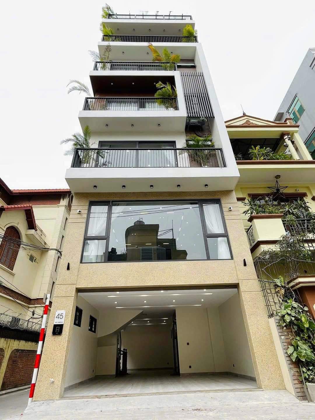 NHÀ ĐẸP HỌC VIÊN TÀI CHÍNH - BẮC TỪ LIÊM - DT52M2 - 5 TẦNG - GIÁ 8,3TỶ - NGÕ Ô TÔ - THÔNG - KINH - Ảnh chính
